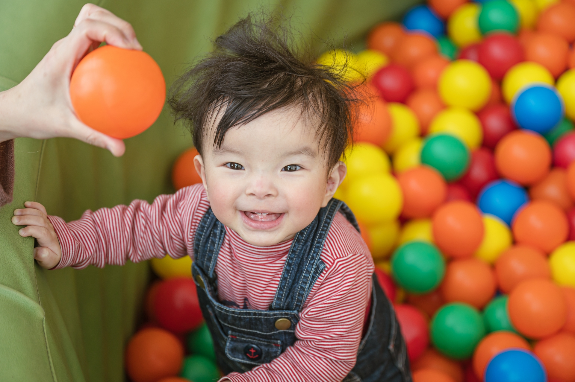 1歳でも歯並びが悪いことってあるの？正常範囲や要注意サインを解説